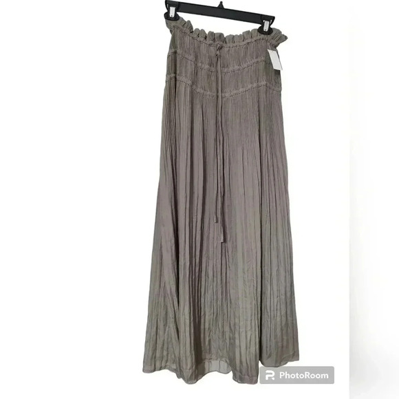 Mustard Seed smocked peasant skirt - Picture 1 of 5